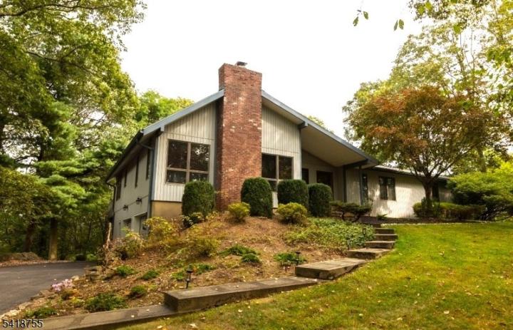 Photo of 505 Lannon Lane, Bethlehem NJ